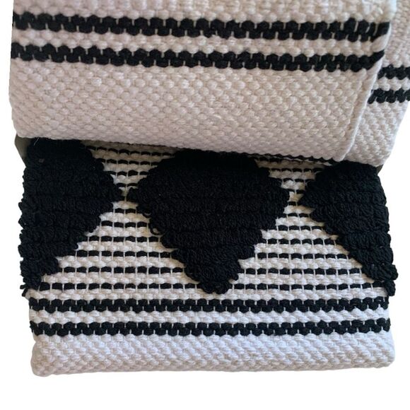 Caravan Diamond Woven Rug - Picture 5 of 5